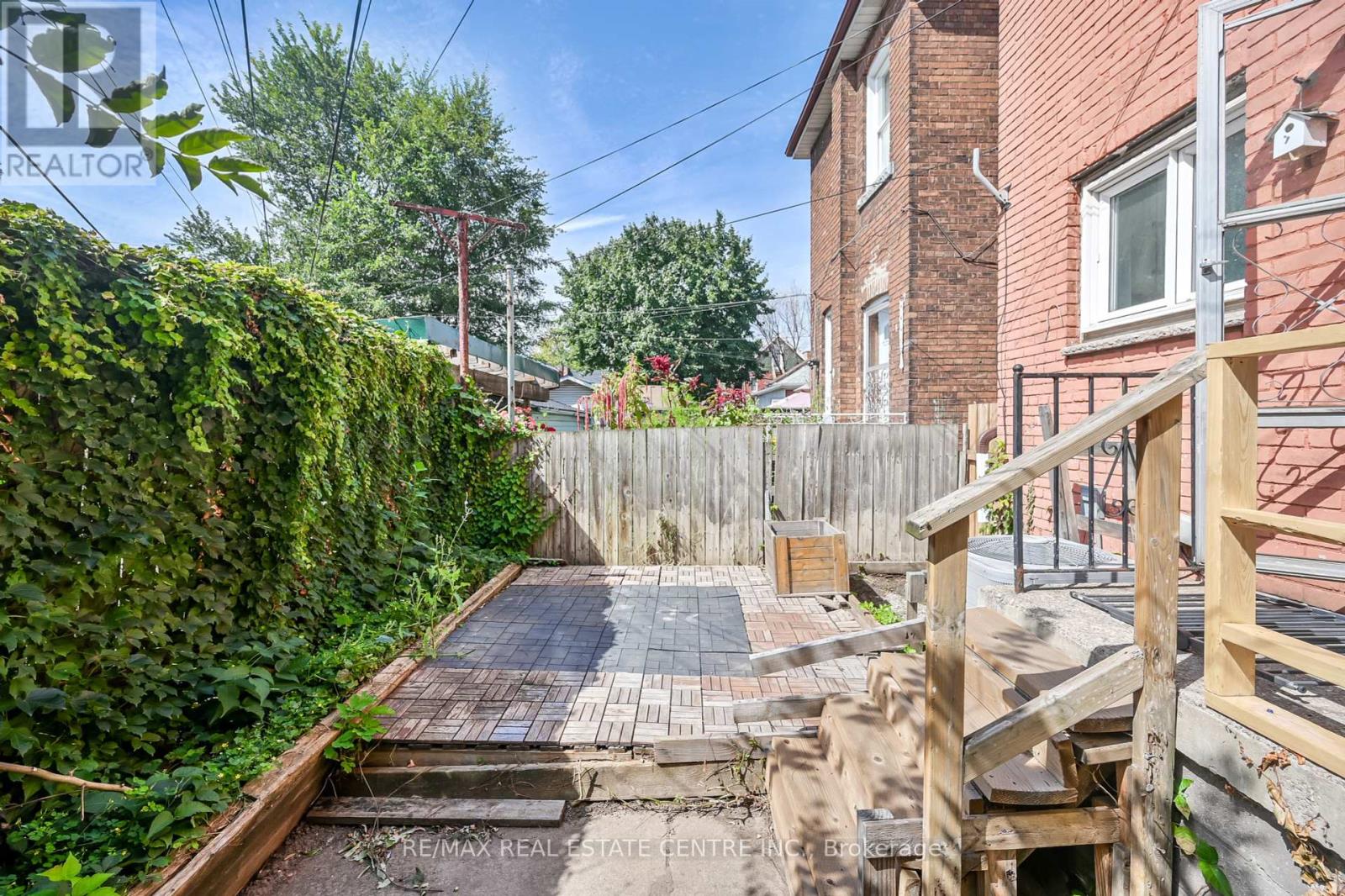 334 Cannon Street E, Hamilton, Ontario  L8L 2B9 - Photo 34 - X12440493