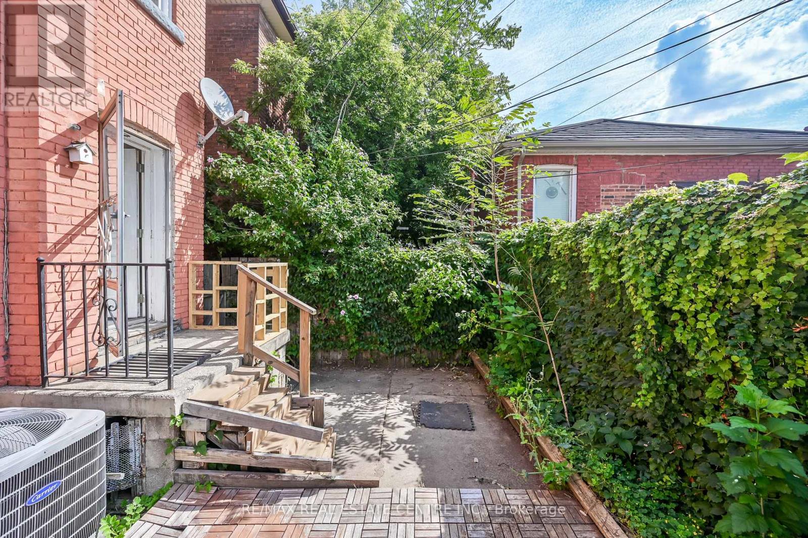 334 Cannon Street E, Hamilton, Ontario  L8L 2B9 - Photo 35 - X12440493