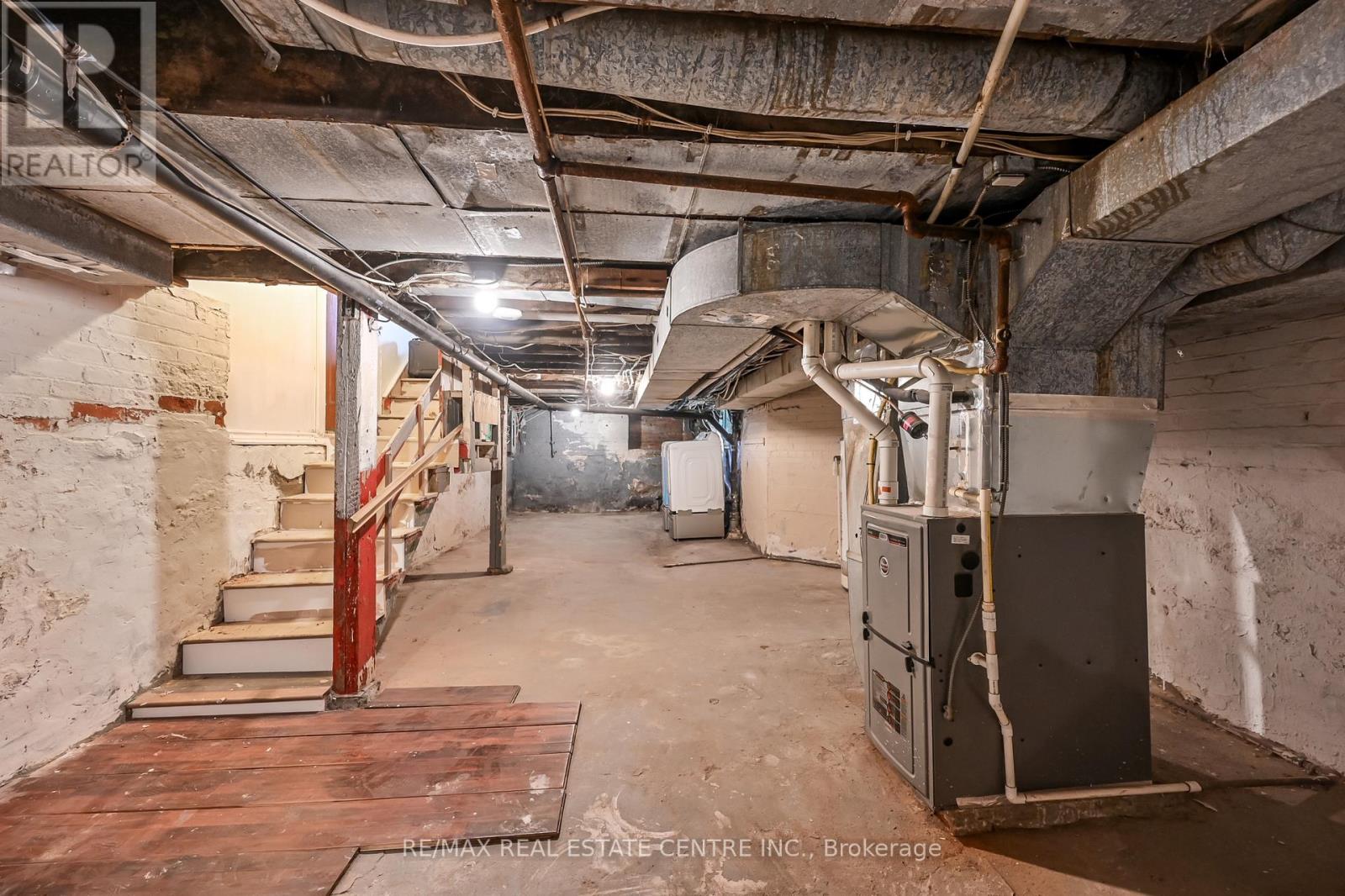 334 Cannon Street E, Hamilton, Ontario  L8L 2B9 - Photo 37 - X12440493