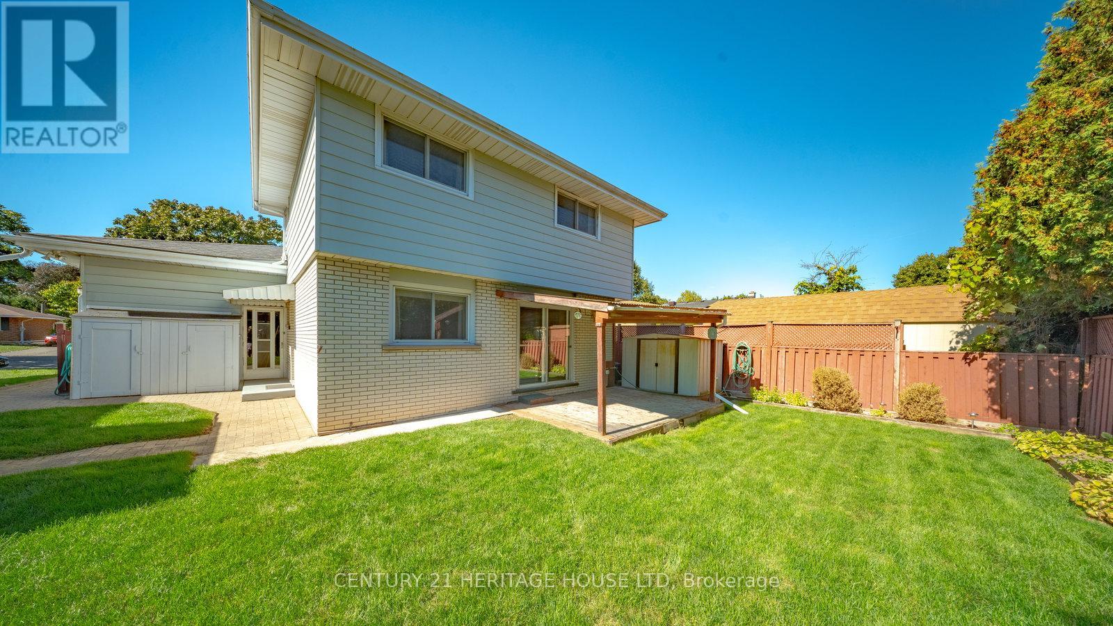 15 Acorn Lane, Brantford, Ontario  N3R 3P3 - Photo 26 - X12440508