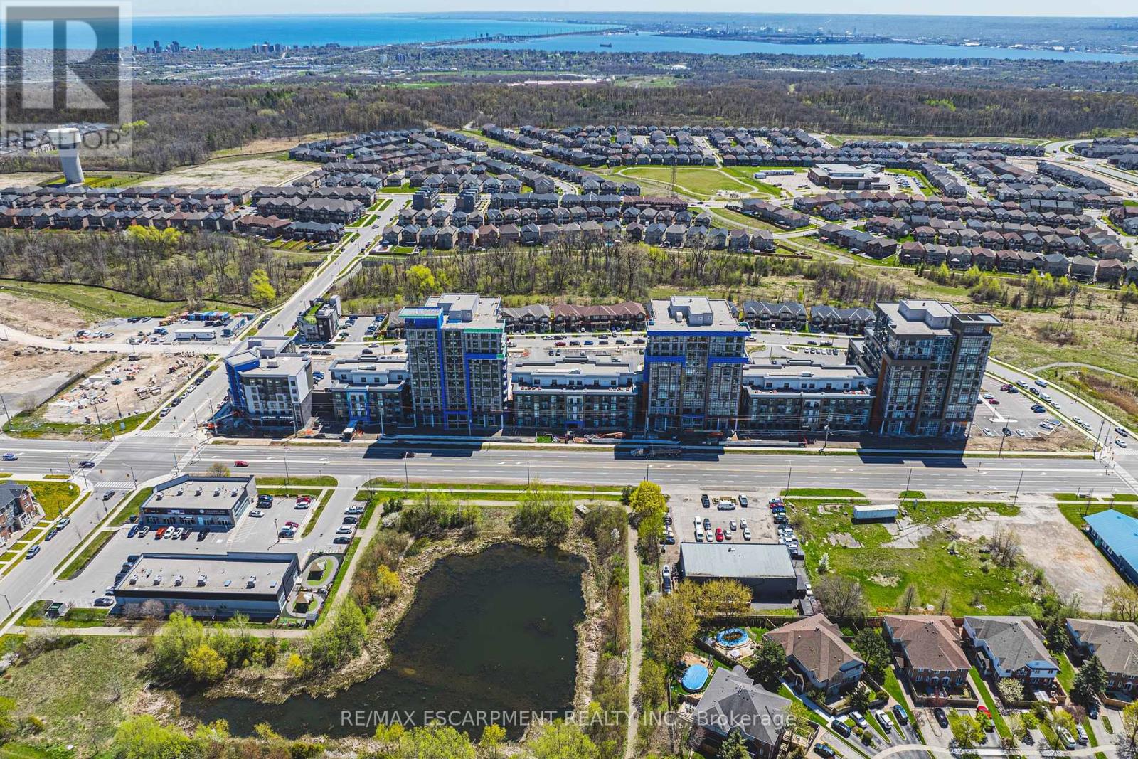 327 - 460 Dundas Street E, Hamilton, Ontario  L0K 1A0 - Photo 1 - X12440527