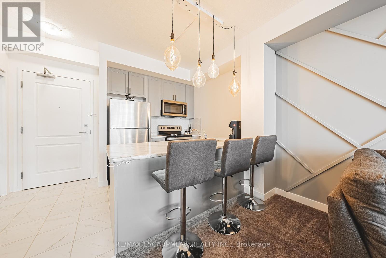 327 - 460 Dundas Street E, Hamilton, Ontario  L0K 1A0 - Photo 10 - X12440527