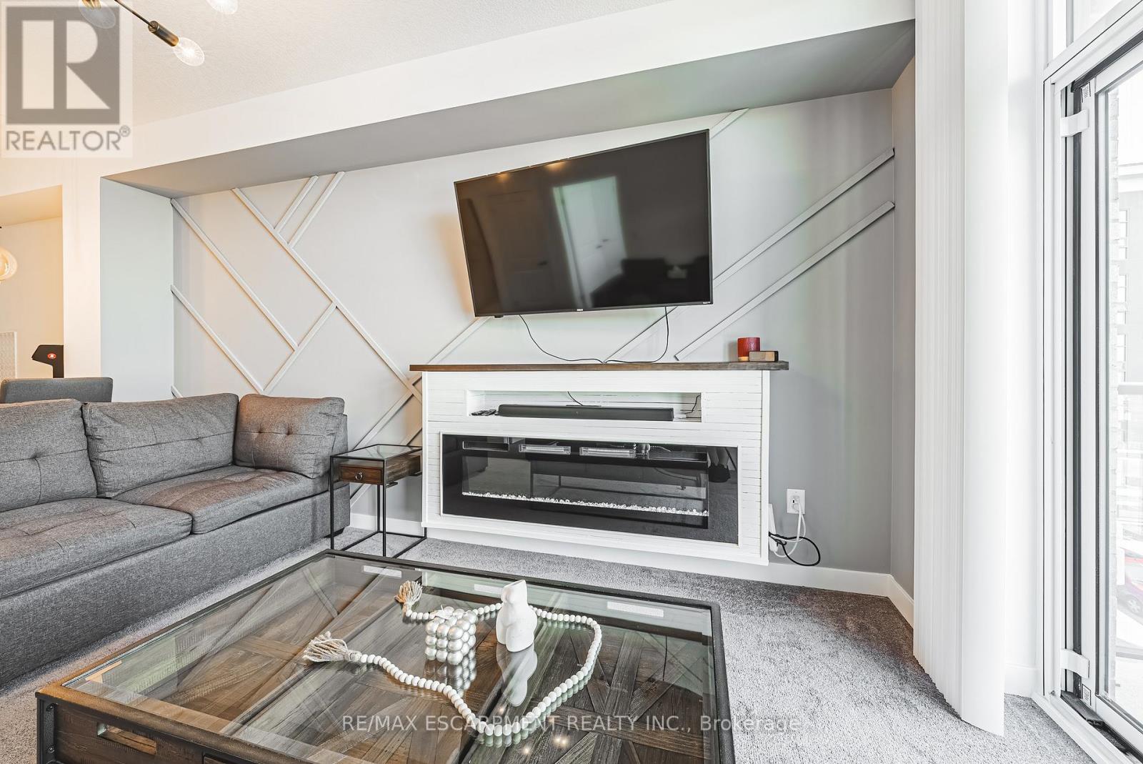 327 - 460 Dundas Street E, Hamilton, Ontario  L0K 1A0 - Photo 8 - X12440527