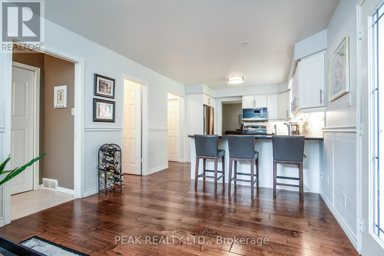 500 Foxhill Place, Waterloo, Ontario  N2T 1X7 - Photo 15 - X12440566