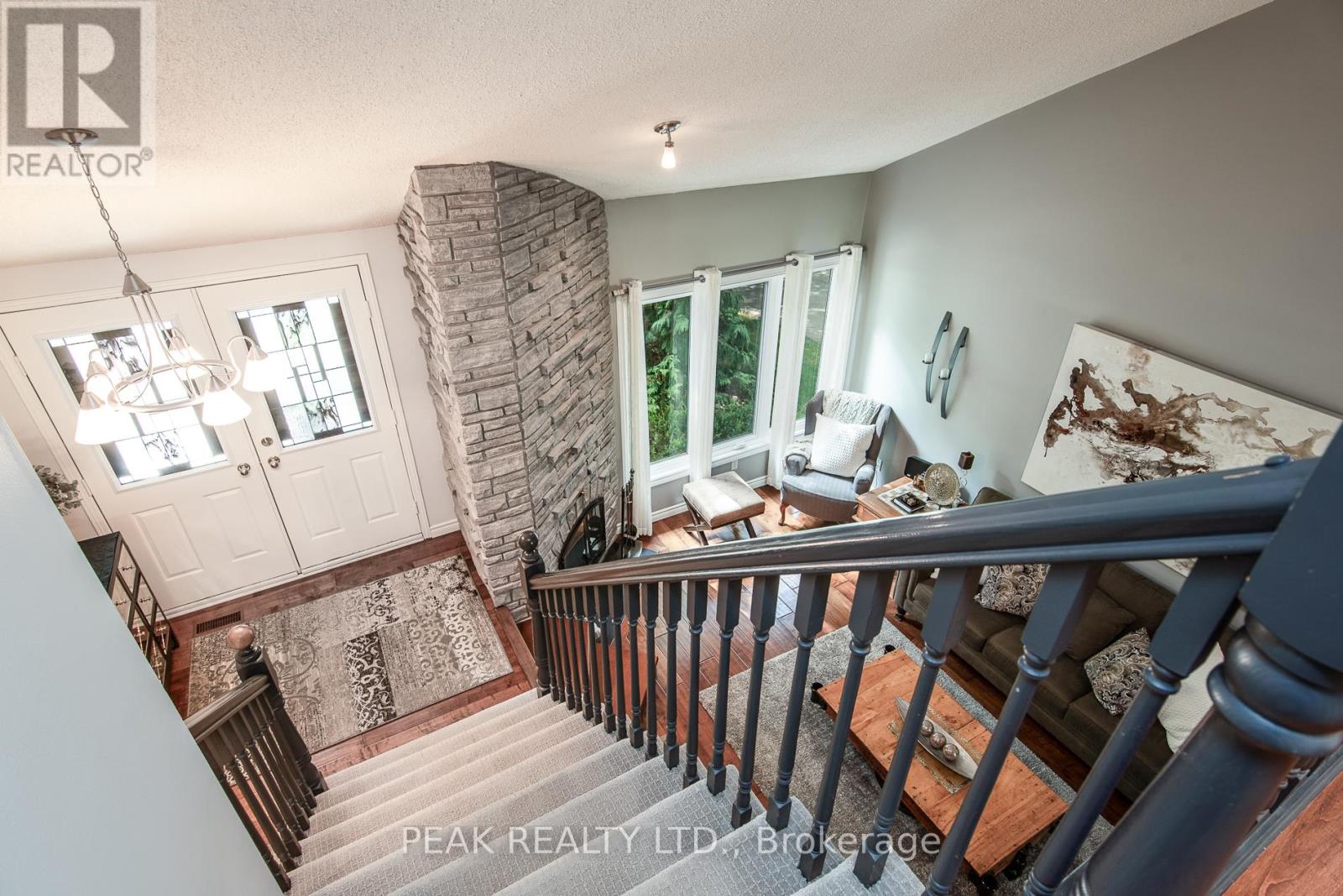 500 Foxhill Place, Waterloo, Ontario  N2T 1X7 - Photo 19 - X12440566