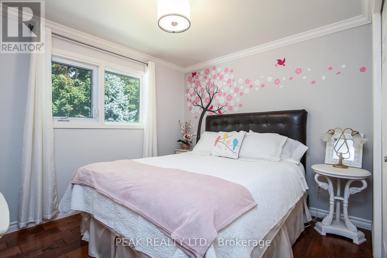 500 Foxhill Place, Waterloo, Ontario  N2T 1X7 - Photo 26 - X12440566
