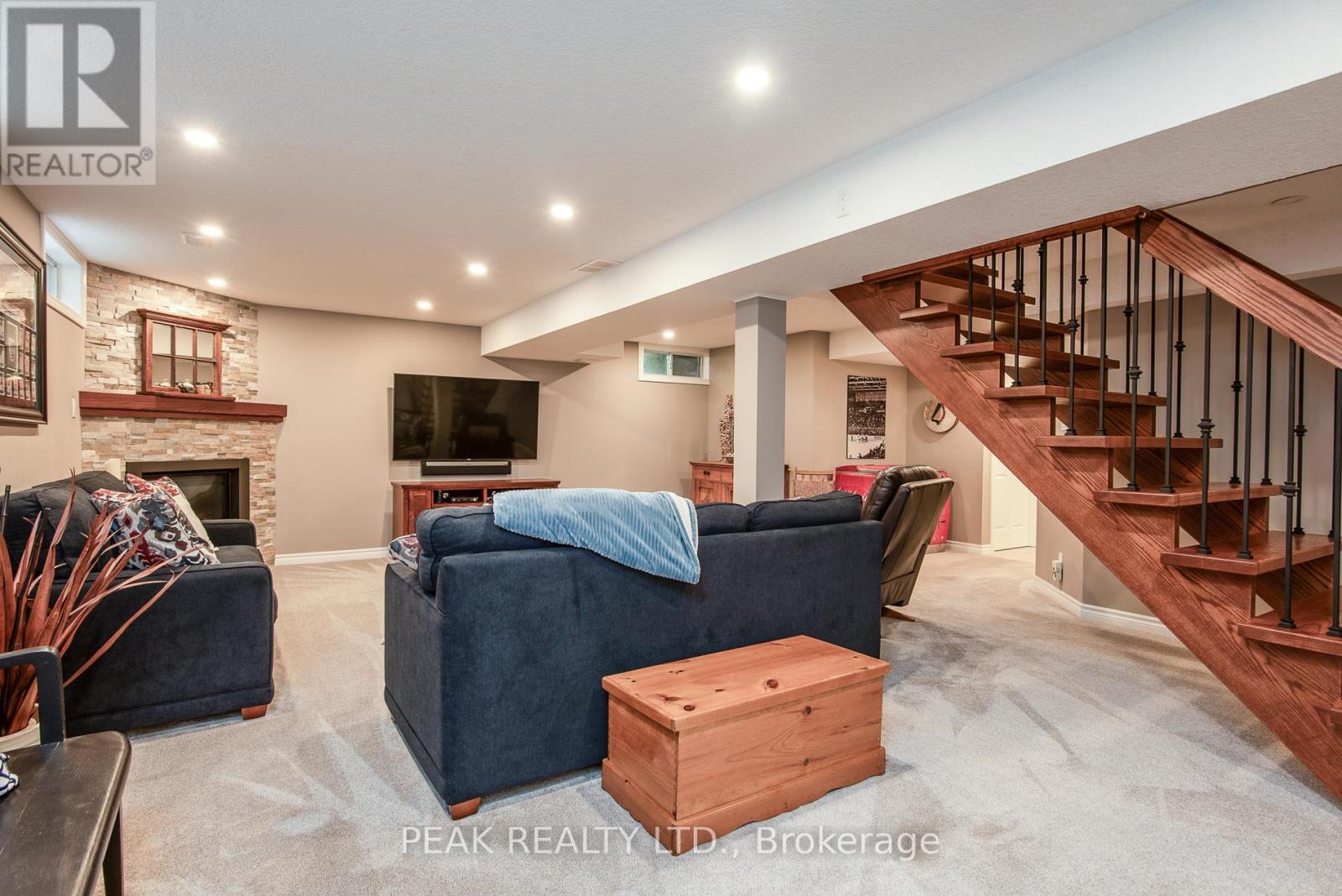 500 Foxhill Place, Waterloo, Ontario  N2T 1X7 - Photo 28 - X12440566