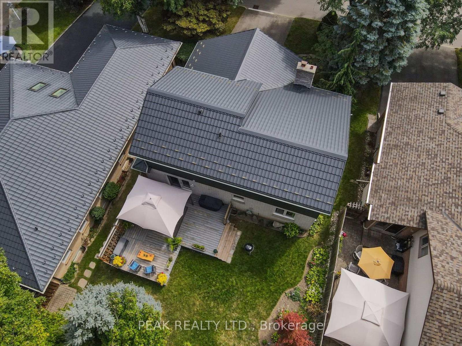 500 Foxhill Place, Waterloo, Ontario  N2T 1X7 - Photo 39 - X12440566