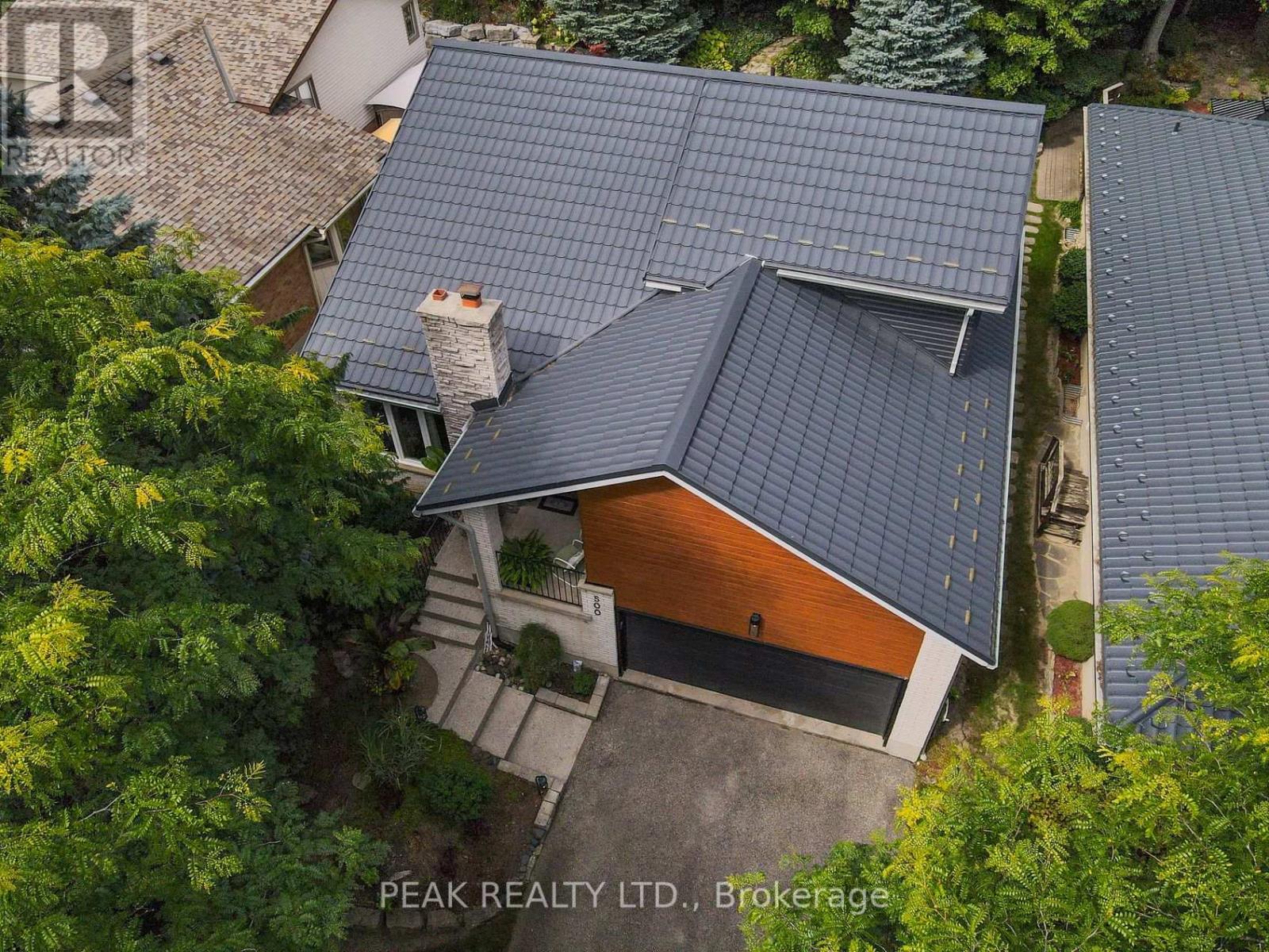 500 Foxhill Place, Waterloo, Ontario  N2T 1X7 - Photo 47 - X12440566