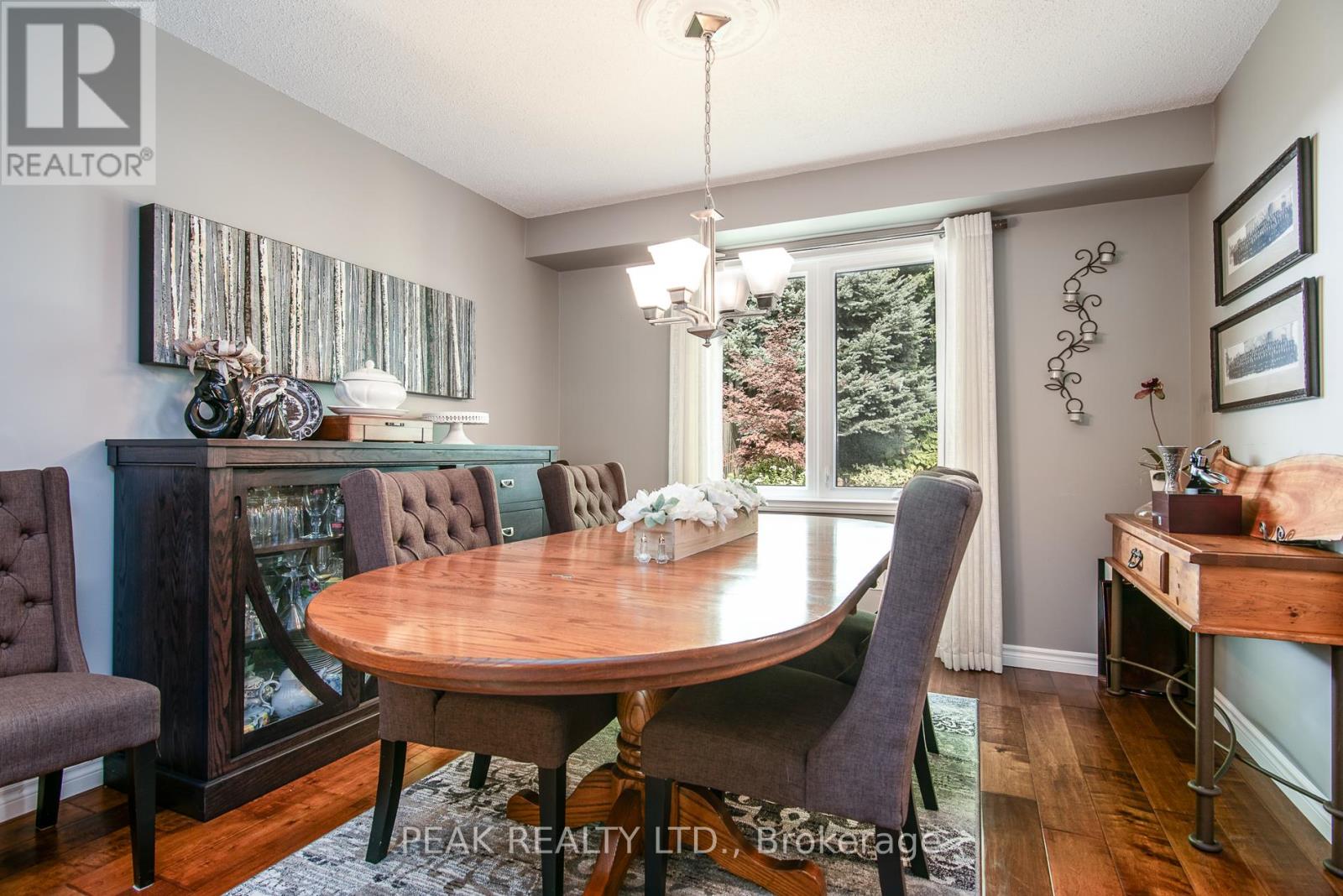 500 Foxhill Place, Waterloo, Ontario  N2T 1X7 - Photo 9 - X12440566