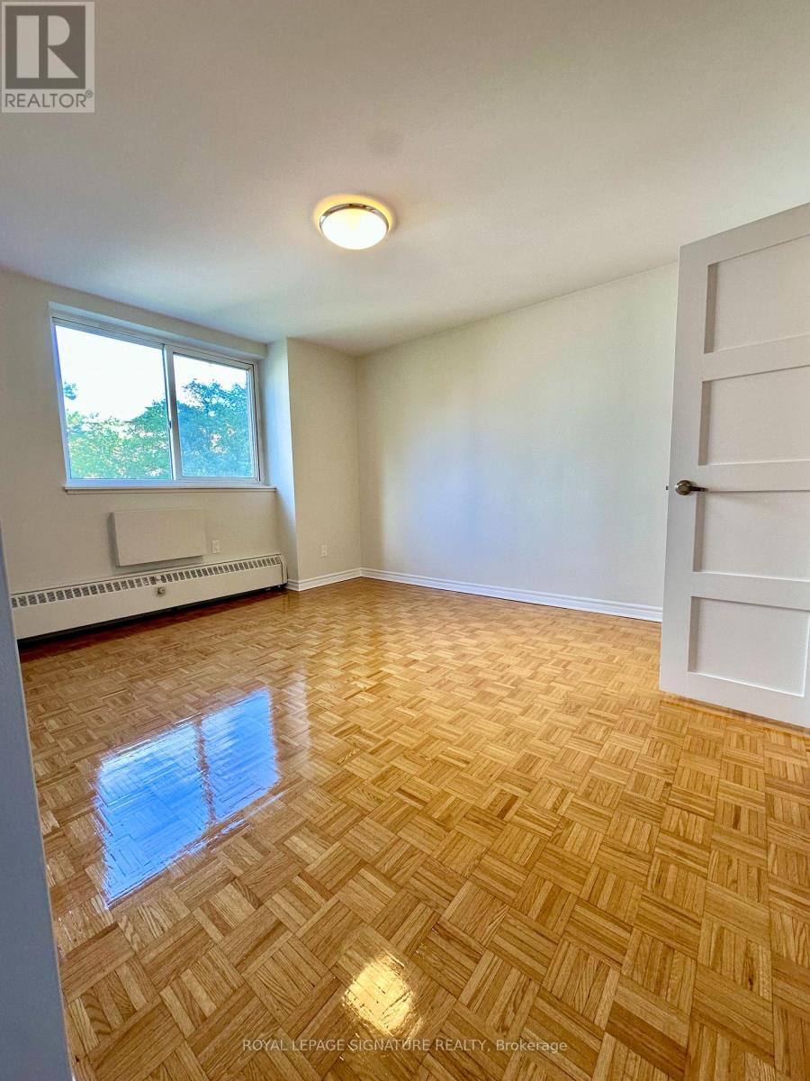 414 - 10 Shallmar Boulevard, Toronto, Ontario  M5N 1J4 - Photo 8 - C12440607