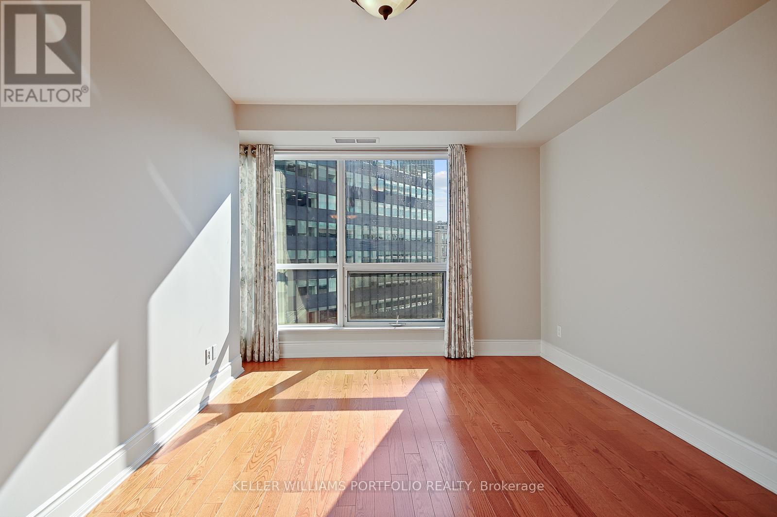 1003 - 10 Bellair Street, Toronto, Ontario  M5R 3T8 - Photo 32 - C12440609