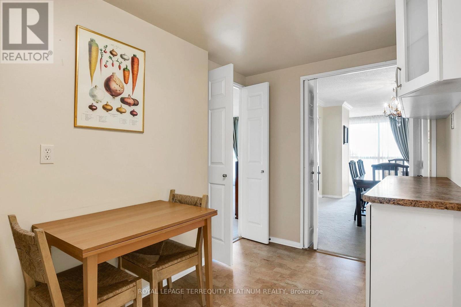 1202 - 3 Concorde Place, Toronto, Ontario  M3C 3K7 - Photo 10 - C12440636