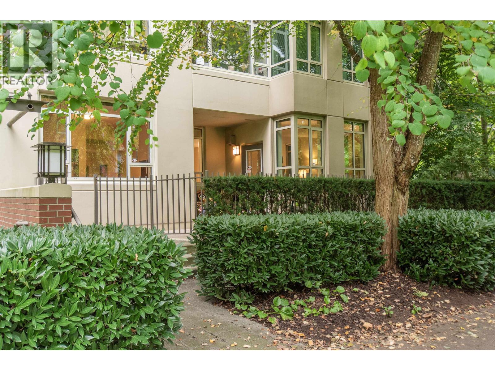 101 2799 YEW STREET, Vancouver, British Columbia