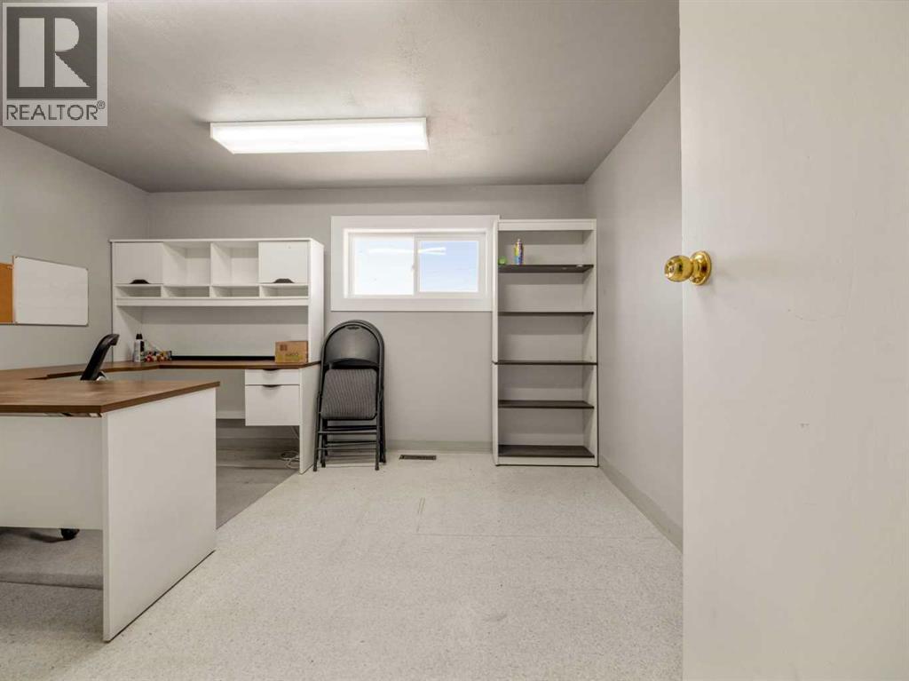 335 Trackside Drive, Rural Lethbridge County, Alberta  T1K 8H4 - Photo 13 - A2261680