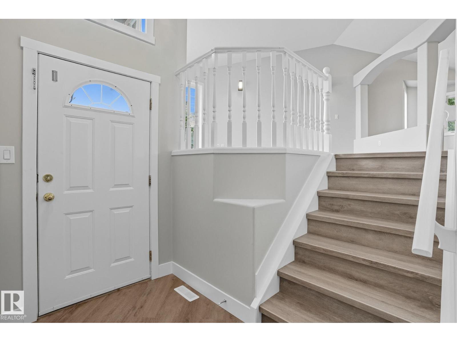 13327 155 Av Nw, Edmonton, Alberta  T6V 0B8 - Photo 5 - E4460439