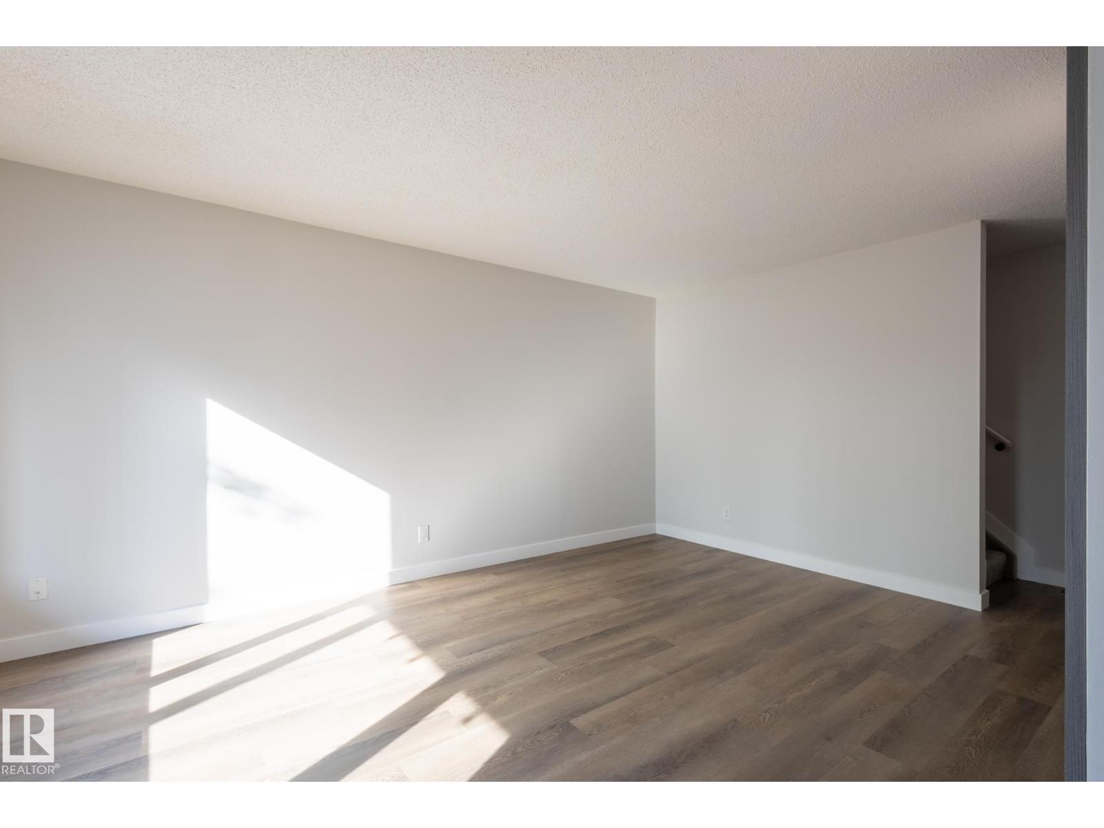 62 Amberly Co Nw, Edmonton, Alberta  T5A 0H9 - Photo 13 - E4460445