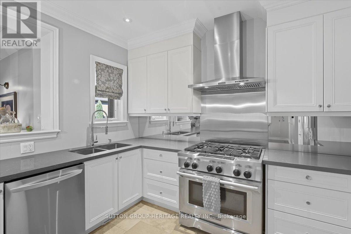 22 Glengowan Street, Whitby, Ontario  L1R 0K9 - Photo 14 - E12440648