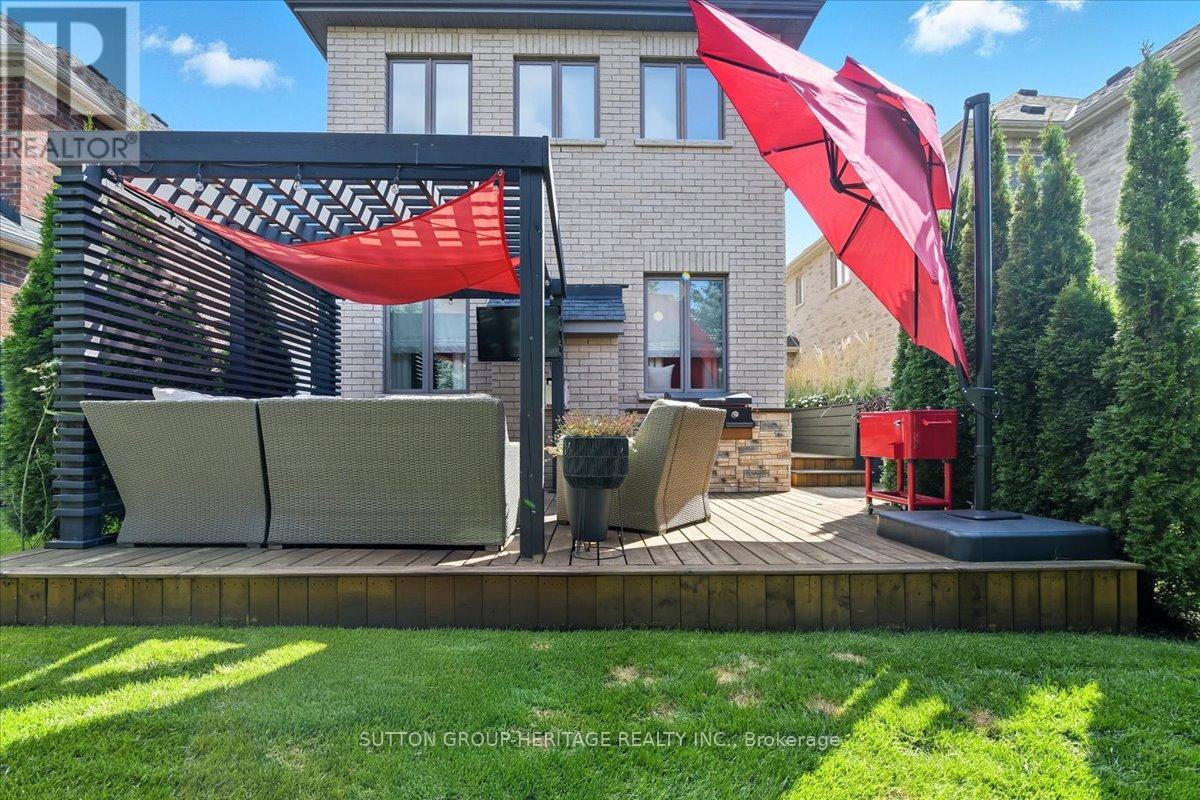 22 Glengowan Street, Whitby, Ontario  L1R 0K9 - Photo 34 - E12440648