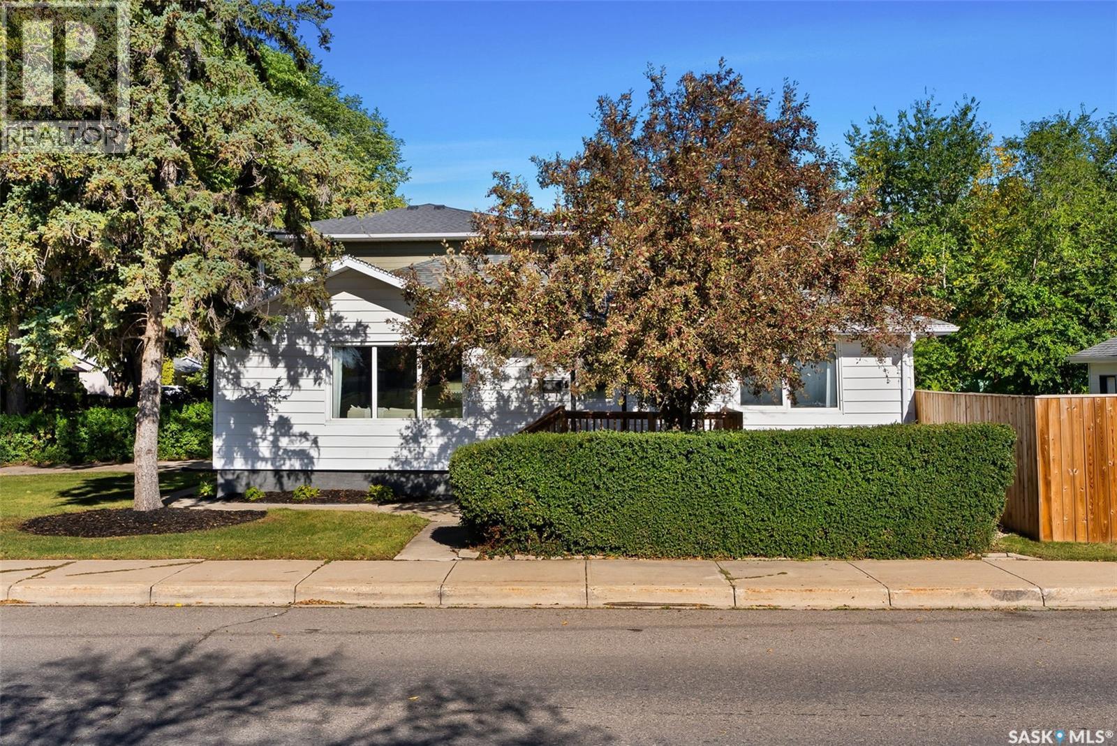 634 Douglas Avenue E, Regina, Saskatchewan  S4N 1J1 - Photo 1 - SK019919