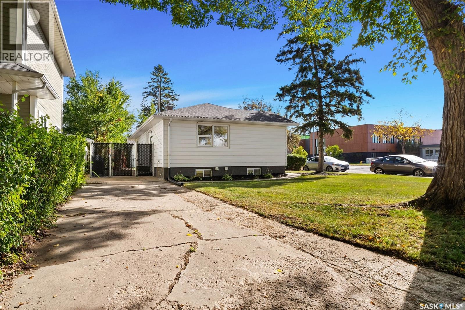634 Douglas Avenue E, Regina, Saskatchewan  S4N 1J1 - Photo 41 - SK019919