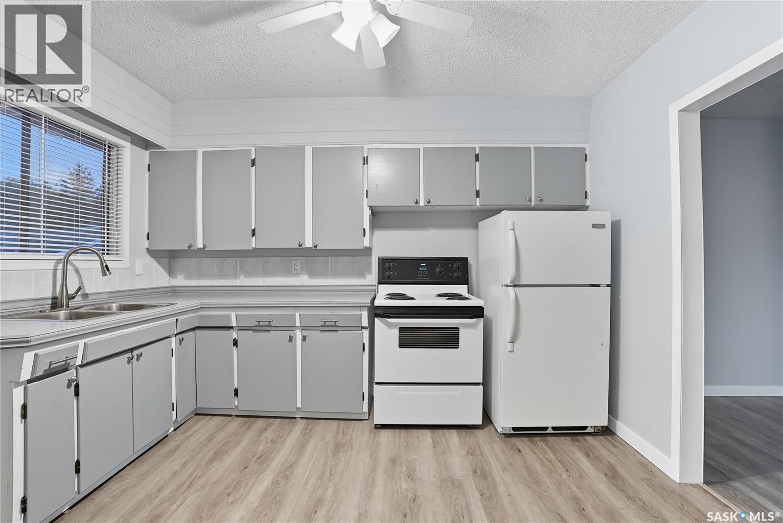 1708 2nd Avenue N, Saskatoon, Saskatchewan  S7K 2G5 - Photo 3 - SK019909