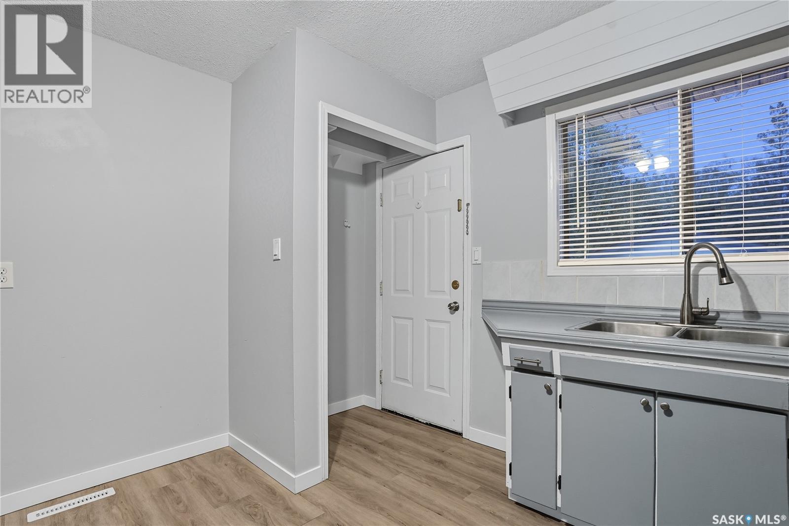 1708 2nd Avenue N, Saskatoon, Saskatchewan  S7K 2G5 - Photo 6 - SK019909