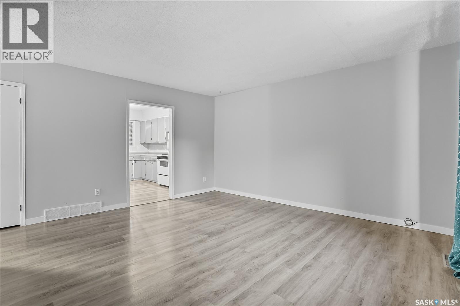 1708 2nd Avenue N, Saskatoon, Saskatchewan  S7K 2G5 - Photo 8 - SK019909