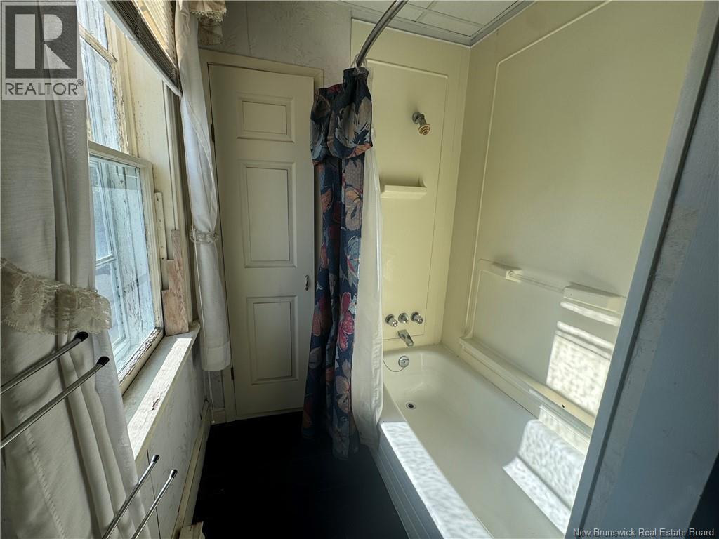 267 Charlotte Street, Saint John, New Brunswick  E2M 1Y2 - Photo 10 - NB127823