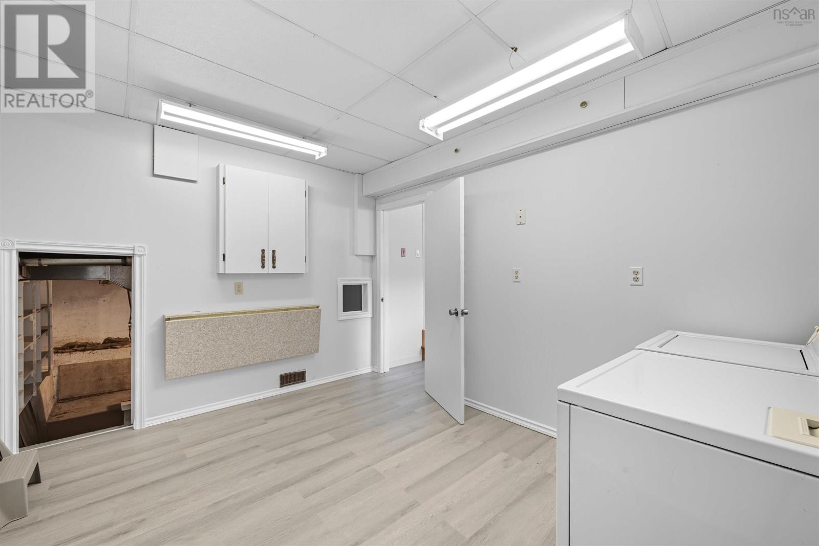 206 Lakeview Road, Lakeview, Nova Scotia  B4C 4C8 - Photo 36 - 202524902