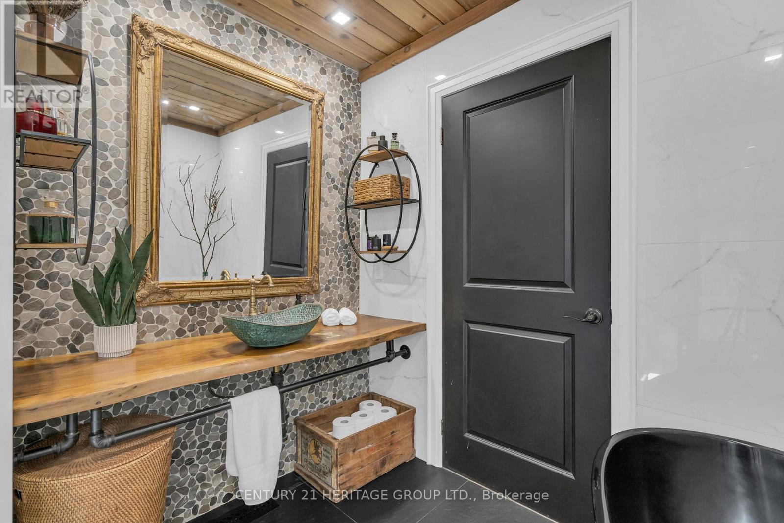4235 4th Line, Bradford West Gwillimbury, Ontario  L3Z 0Z1 - Photo 24 - N12440646