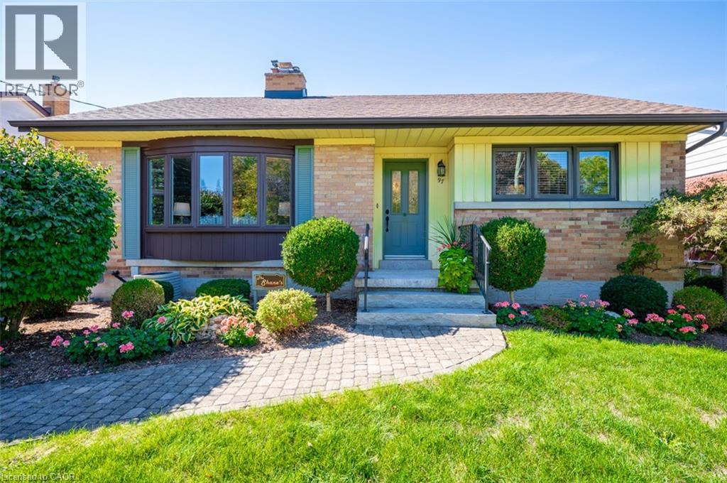 97 Ellis Crescent S, Waterloo, Ontario  N2J 2B9 - Photo 3 - 40775771