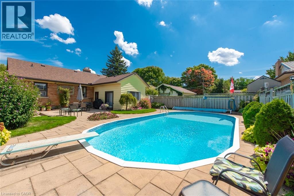 97 Ellis Crescent S, Waterloo, Ontario  N2J 2B9 - Photo 33 - 40775771