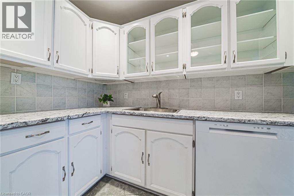 5250 Lakeshore Road Unit# 1009, Burlington, Ontario  L7L 5L2 - Photo 4 - 40774151