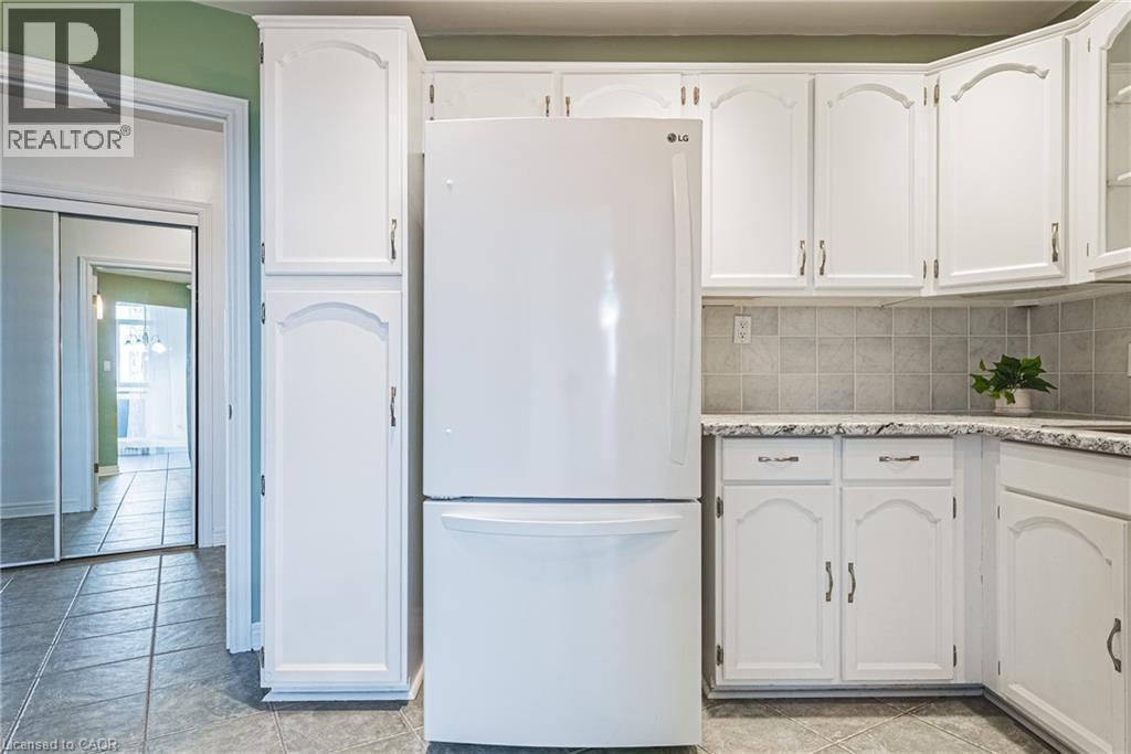 5250 Lakeshore Road Unit# 1009, Burlington, Ontario  L7L 5L2 - Photo 6 - 40774151
