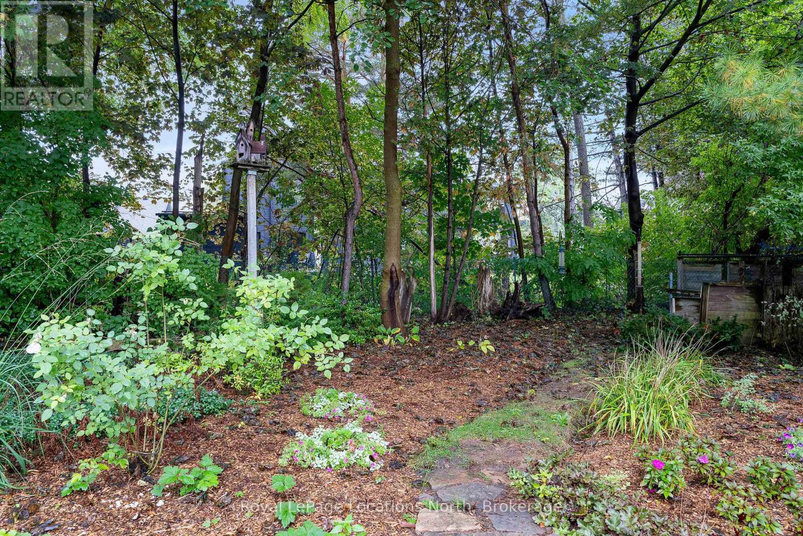 210 Birch Street, Collingwood, Ontario  L9Y 2V6 - Photo 41 - S12440749