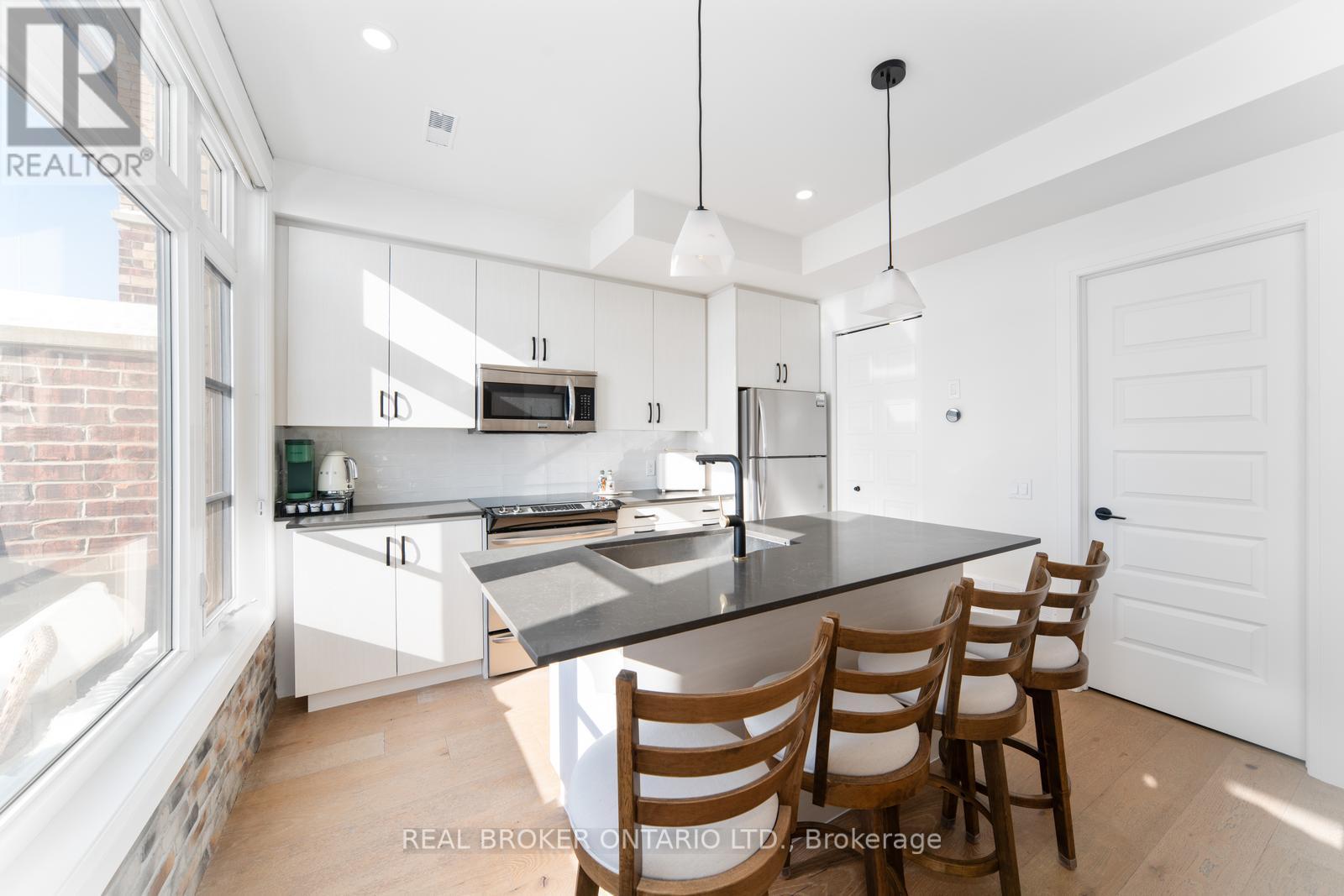 48 - 8167 Kipling Avenue, Vaughan, Ontario  L4L 0G4 - Photo 15 - N12349612