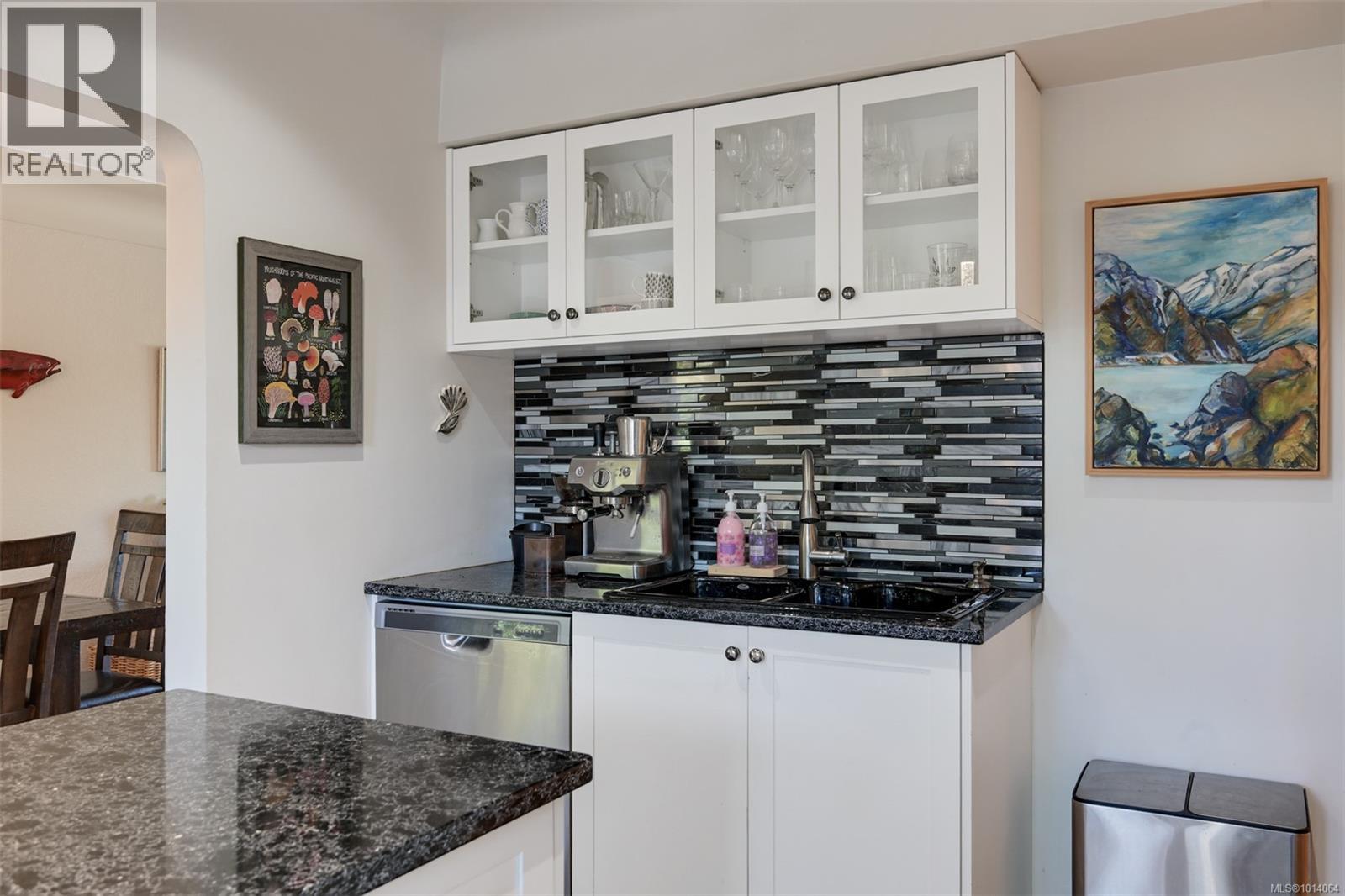 815 Leslie Dr, Saanich, British Columbia  V8X 2Y3 - Photo 17 - 1014064