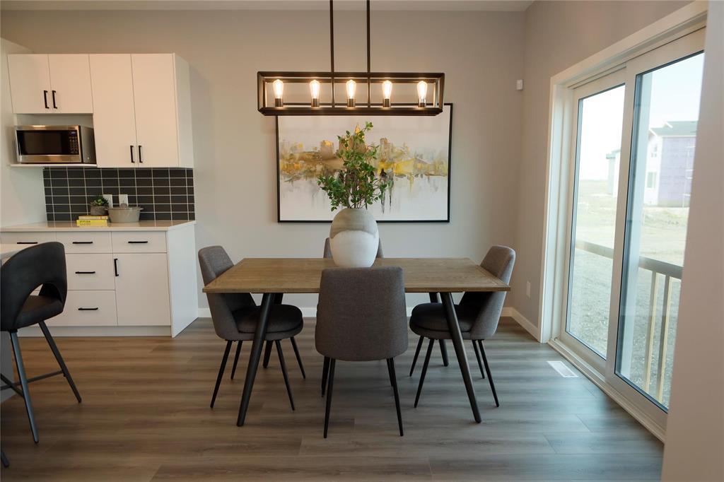 354 Granite Grove Road, Winnipeg, Manitoba  R3Y 2J8 - Photo 3 - 202525677