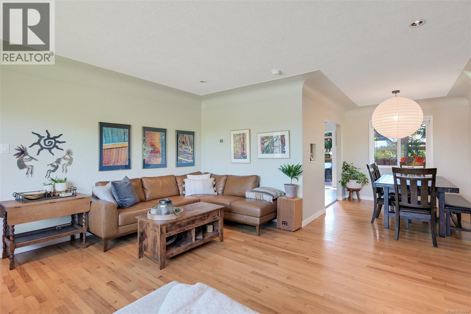 815 Leslie Dr, Saanich, British Columbia  V8X 2Y3 - Photo 11 - 1014064