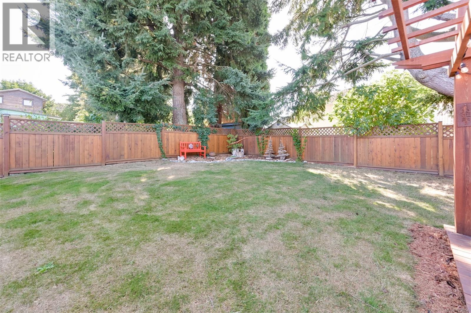 815 Leslie Dr, Saanich, British Columbia  V8X 2Y3 - Photo 52 - 1014064