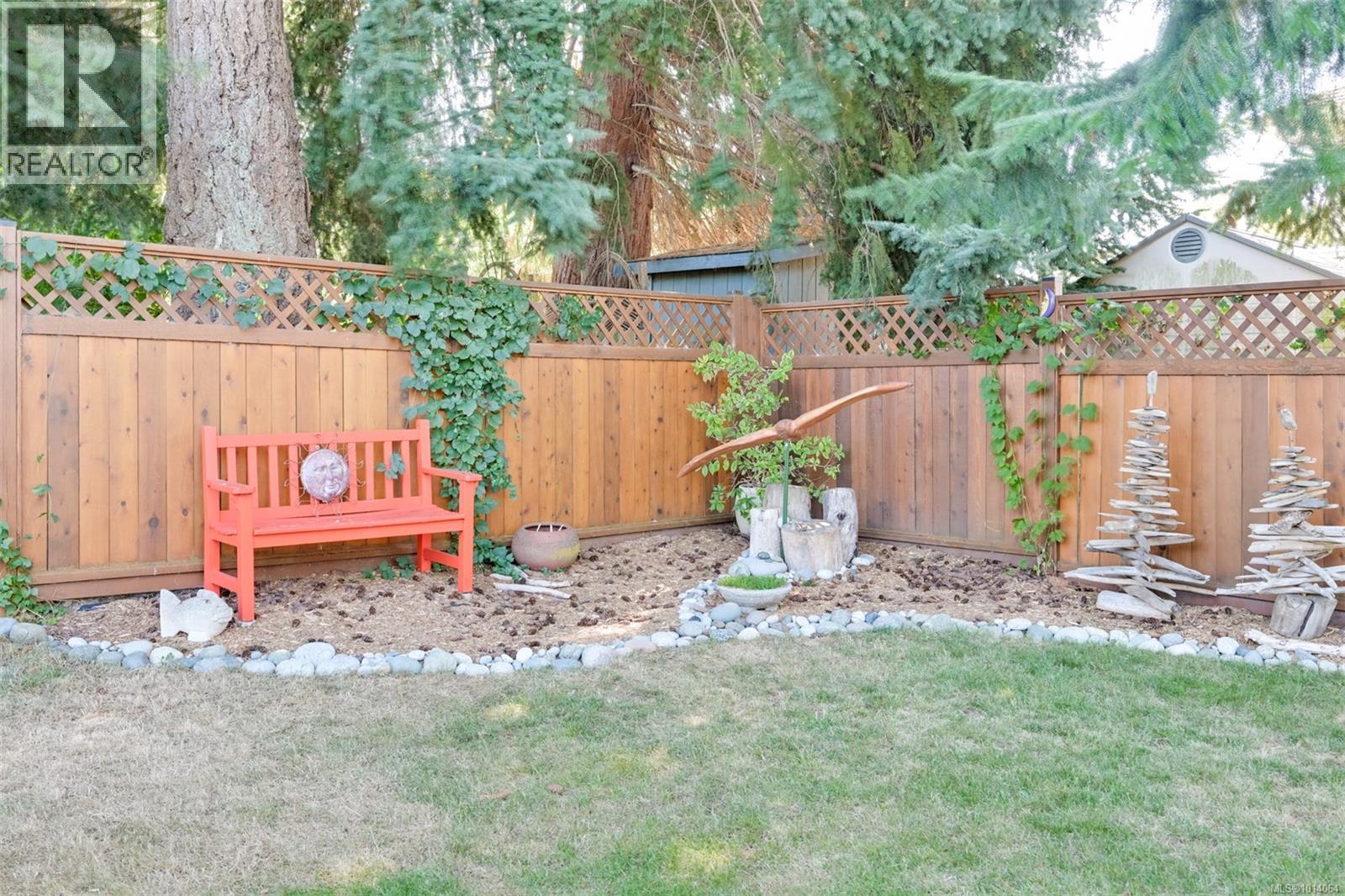 815 Leslie Dr, Saanich, British Columbia  V8X 2Y3 - Photo 53 - 1014064