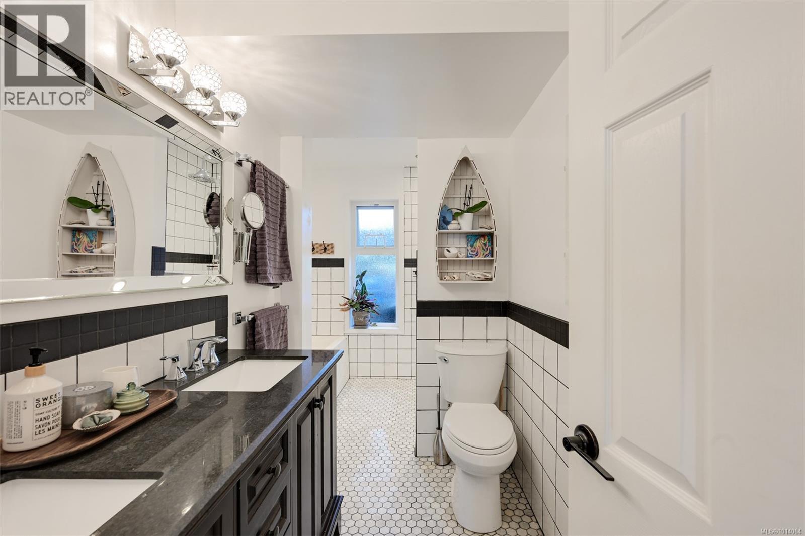 815 Leslie Dr, Saanich, British Columbia  V8X 2Y3 - Photo 32 - 1014064