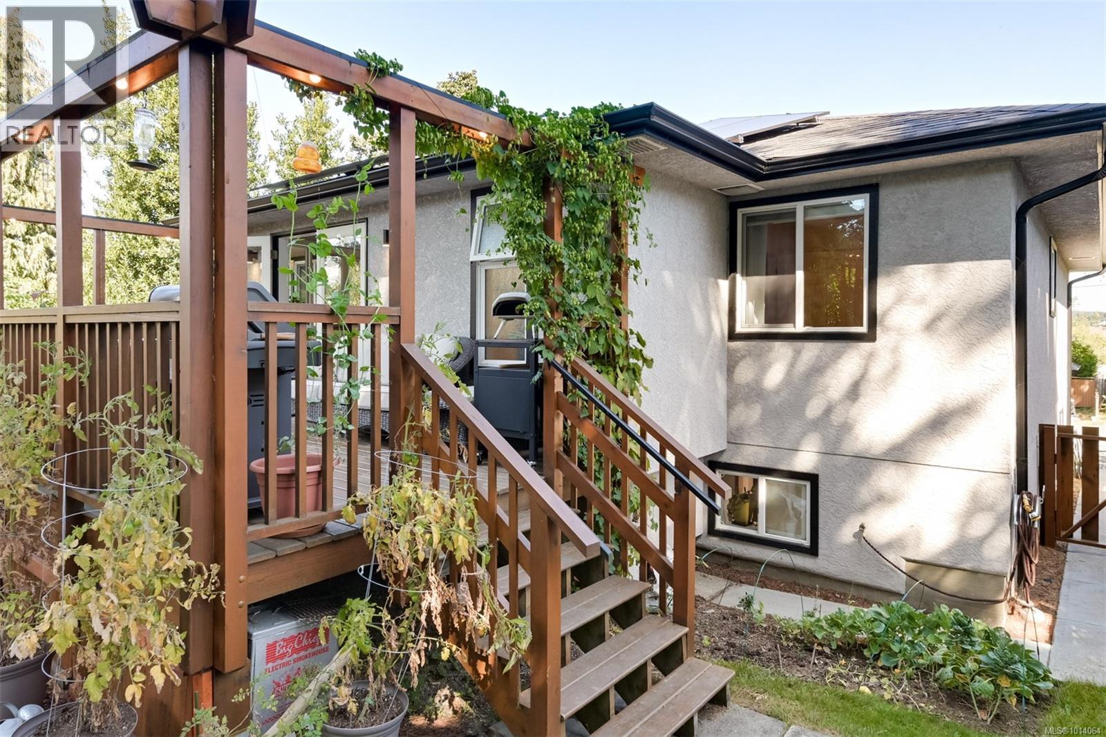815 Leslie Dr, Saanich, British Columbia  V8X 2Y3 - Photo 57 - 1014064
