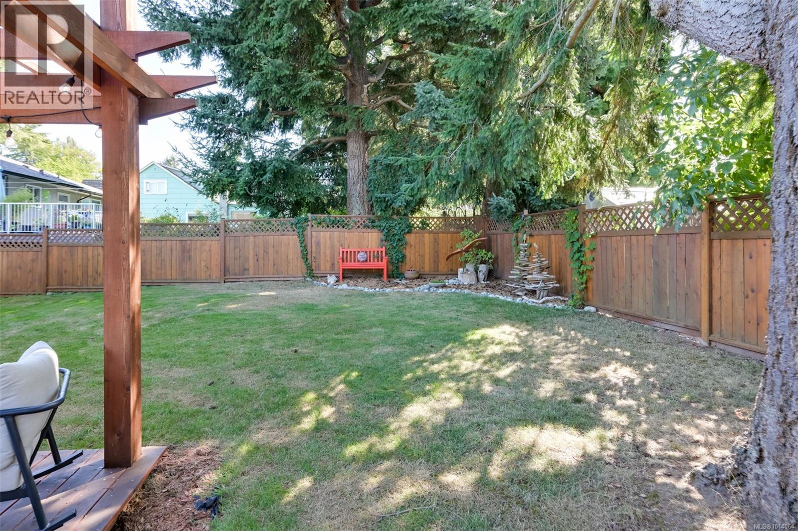 815 Leslie Dr, Saanich, British Columbia  V8X 2Y3 - Photo 55 - 1014064