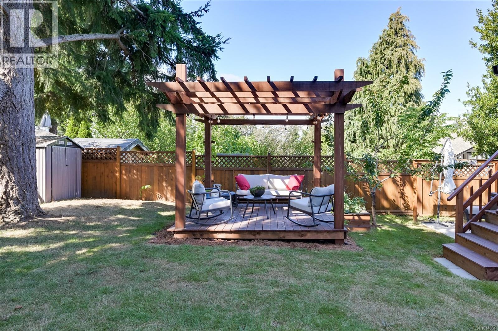 815 Leslie Dr, Saanich, British Columbia  V8X 2Y3 - Photo 48 - 1014064