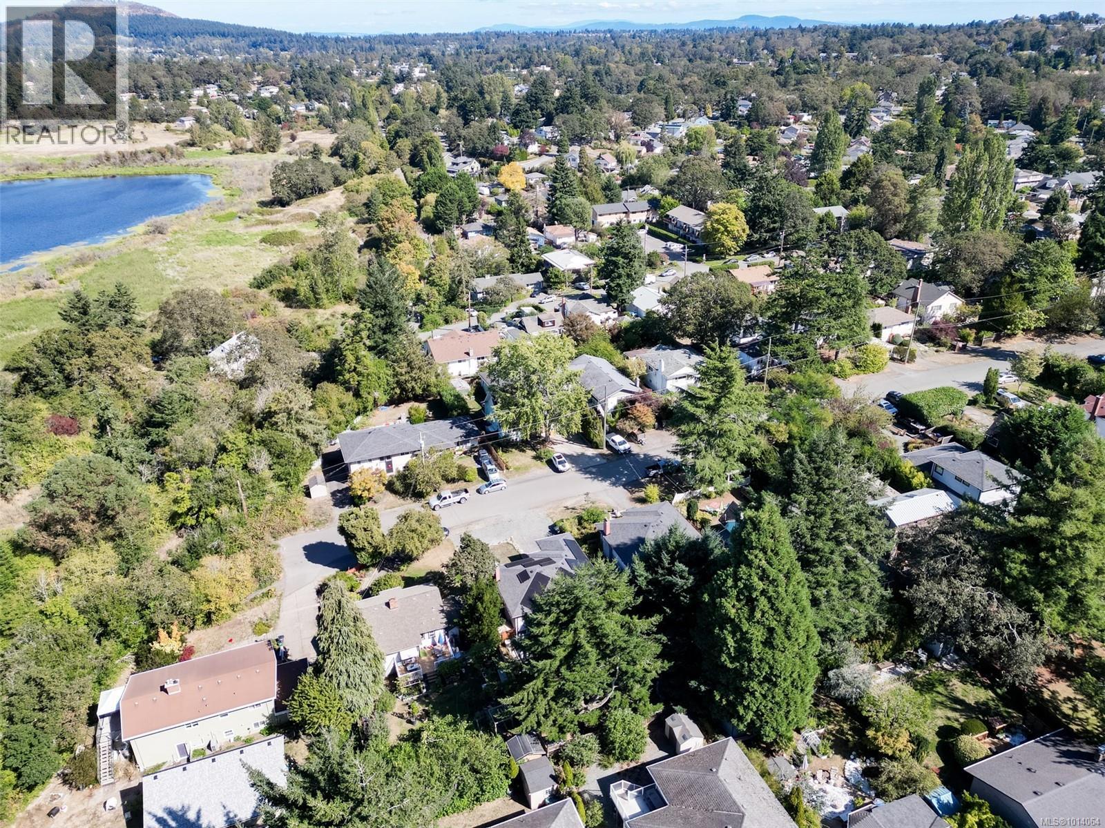 815 Leslie Dr, Saanich, British Columbia  V8X 2Y3 - Photo 65 - 1014064