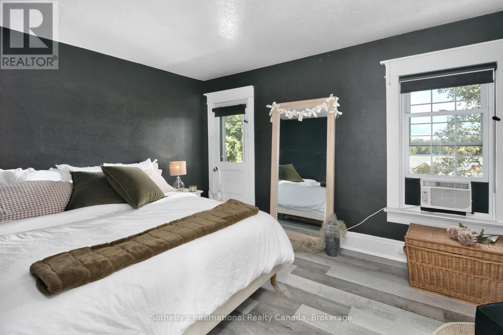 137840 Grey 12 Road, Meaford, Ontario  N4L 1W6 - Photo 24 - X12440676