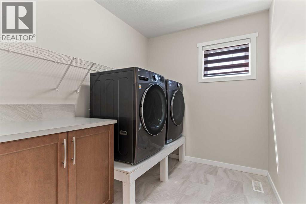162 Masters Common Se, Calgary, Alberta  T3M 2N4 - Photo 18 - A2248248