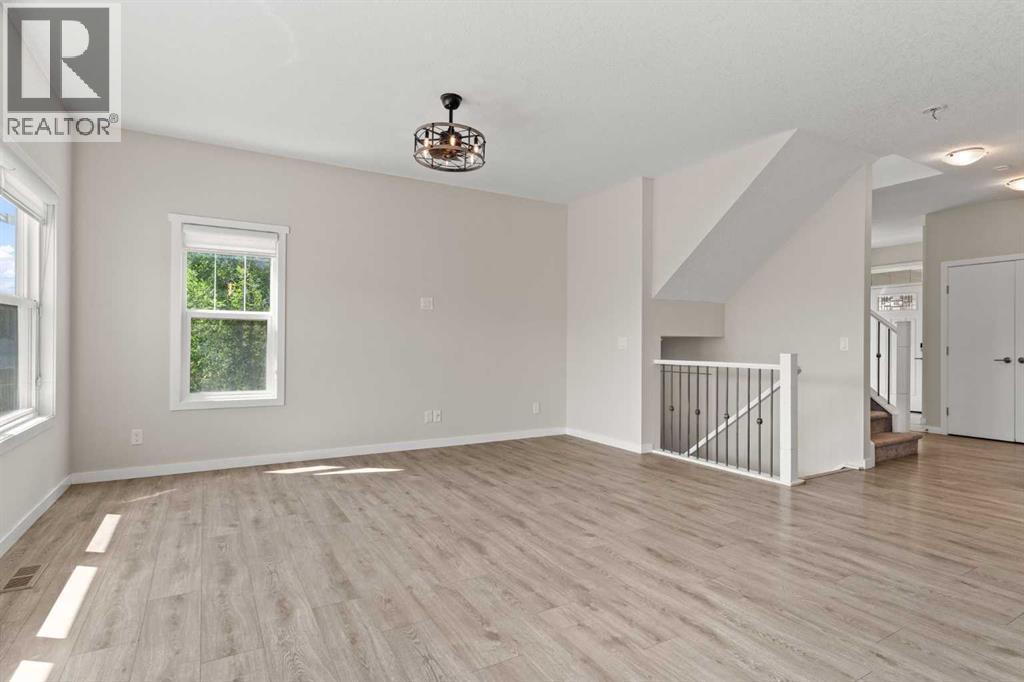 162 Masters Common Se, Calgary, Alberta  T3M 2N4 - Photo 7 - A2248248